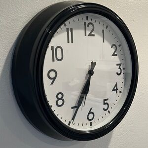 Large retro looking wall clock